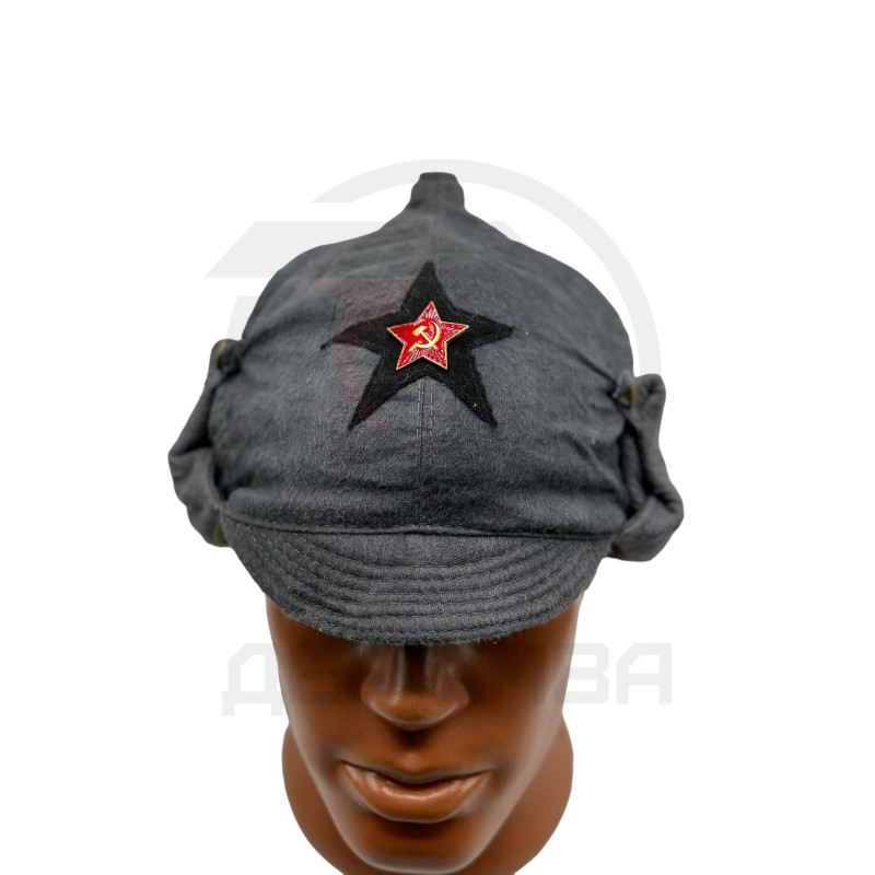 Шапка Буденовка РККА, Танковые войска, байка